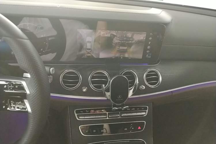 Used Mercedes-Benz E-Class 2022 Revised E 300 L Sport Luxury Edition Audio And AC Panel