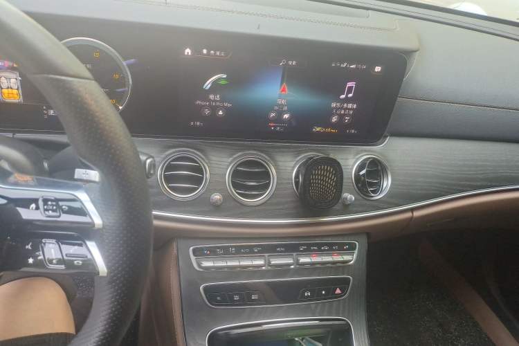 Used Mercedes-Benz E-Class 2022 E 300 L Sport Luxury Edition Audio And AC Panel