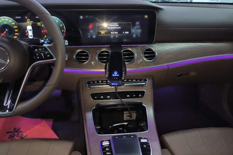 Used Mercedes-Benz E-Class 2022 E 260 L Audio And AC Panel