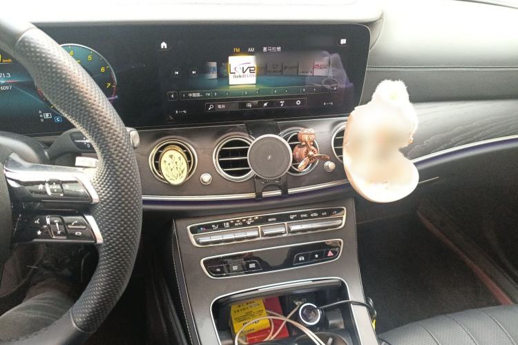 Used Mercedes-Benz E-Class 2022 E 260 Stylish Sports Edition Audio And AC Panel
