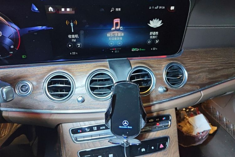 Used Mercedes-Benz E-Class 2022 Second Facelift E 300 L Fashion Edition Audio And AC Panel