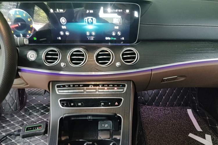 Used Mercedes-Benz E-Class 2022 Revised E 300 L Sporty and Stylish Edition Audio And AC Panel