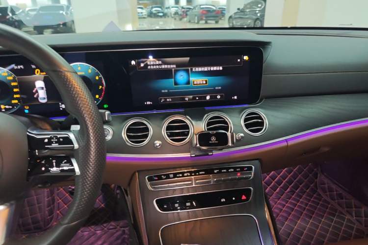 Used Mercedes-Benz E-Class 2022 Second Facelift E 300 L Sport Luxury Edition Audio And AC Panel