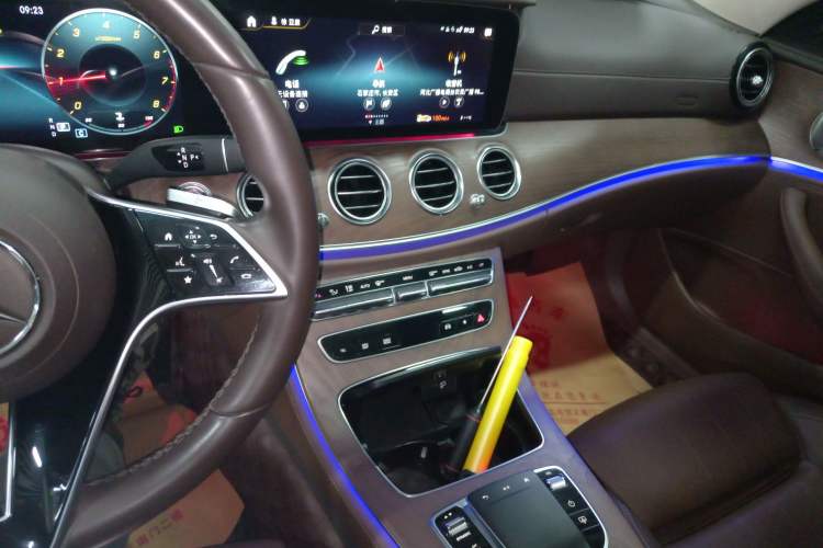 Used Mercedes-Benz E-Class 2022 Updated E 300 L Luxury Edition Audio And AC Panel