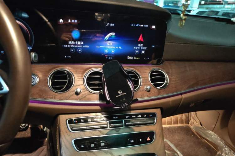 Used Mercedes-Benz E-Class 2022 Second Facelift E 300 L Fashion Edition Audio And AC Panel