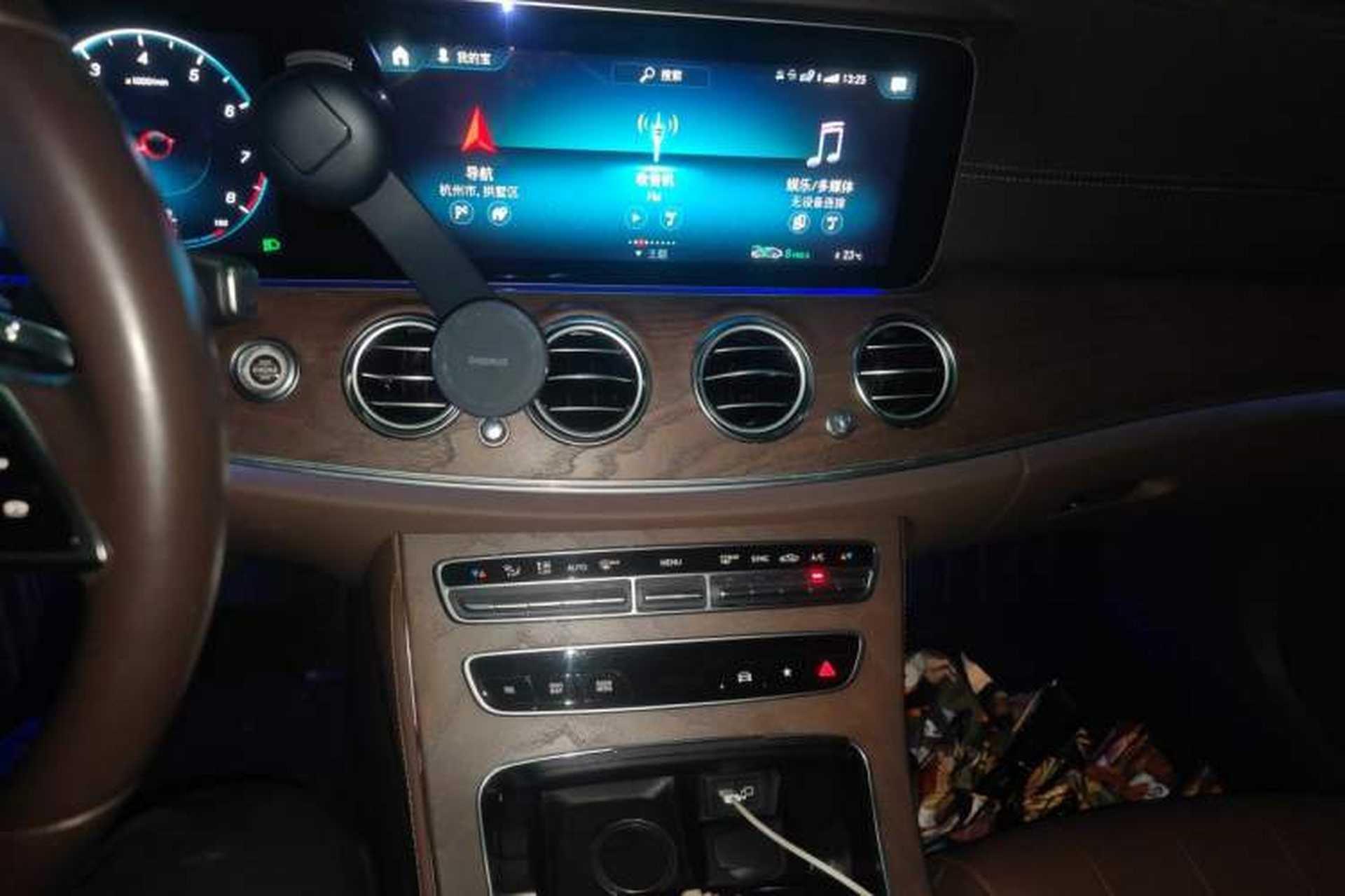 Used Mercedes-Benz E-Class 2022 Revised Version E 300 L Fashion Edition Audio And AC Panel