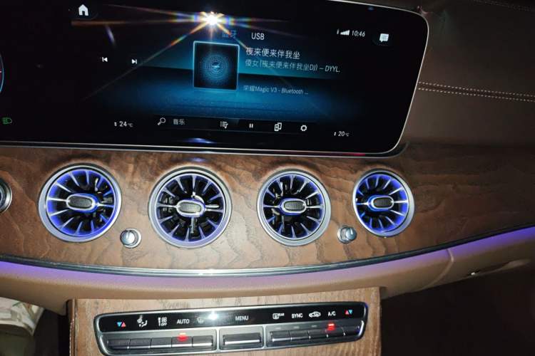 Used Mercedes-Benz E-Class 2022 Updated E 300 L Stylish Edition Audio And AC Panel