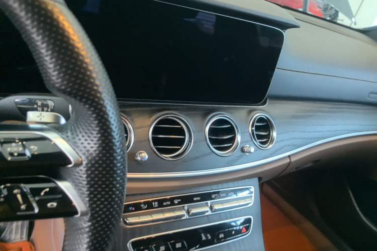Used Mercedes-Benz E-Class 2022 Revised E 300 L Sporty and Stylish Edition Audio And AC Panel