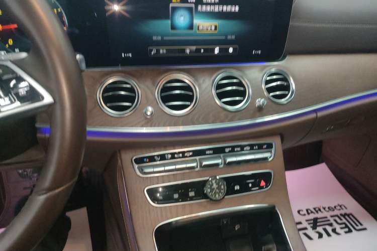 Used Mercedes-Benz E-Class 2022 Updated E 300 L Luxury Edition Audio And AC Panel
