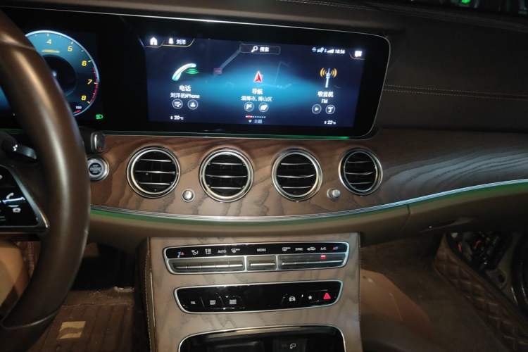 Used Mercedes-Benz E-Class 2022 Second Facelift E 260 L 4MATIC Audio And AC Panel