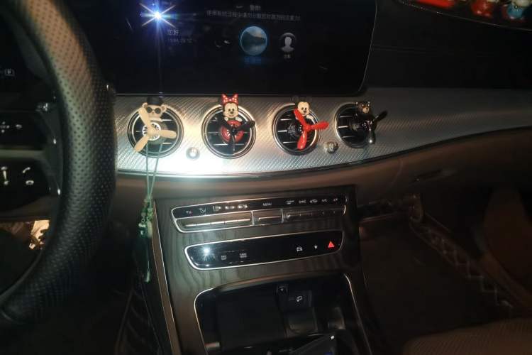 Used Mercedes-Benz E-Class 2022 Second Facelift E 300 L Sport Luxury Edition Audio And AC Panel