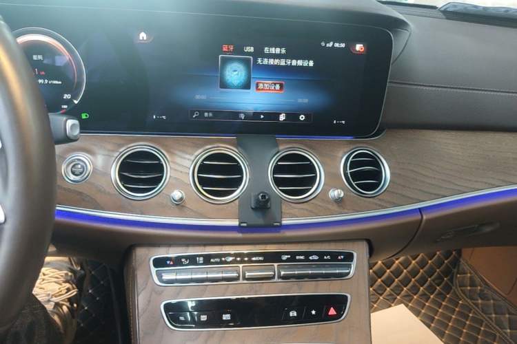 Used Mercedes-Benz E-Class 2022 Revised Version E 300 L Fashion Edition Audio And AC Panel
