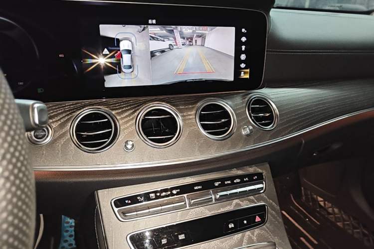 Used Mercedes-Benz E-Class 2022 Revised E 300 L Sporty and Stylish Edition Audio And AC Panel