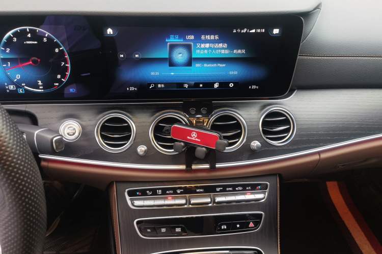 Used Mercedes-Benz E-Class 2022 E 260 L Sport Edition Audio And AC Panel