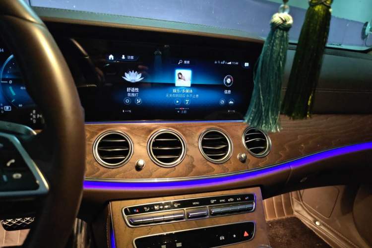 Used Mercedes-Benz E-Class 2022 Second Facelift E 260 L Audio And AC Panel
