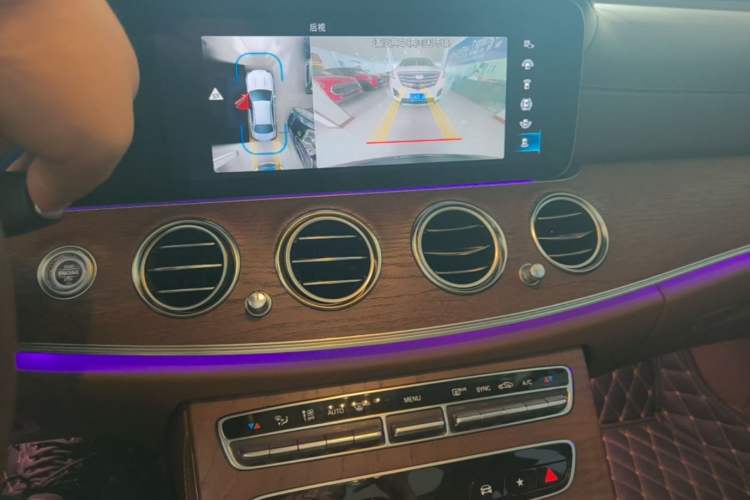 Used Mercedes-Benz E-Class 2022 Second Facelift E 300 L Fashion Edition Audio And AC Panel