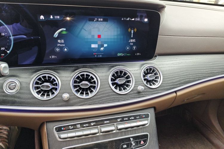 Used Mercedes-Benz E-Class 2022 Second Facelift E 300 L Luxury Edition Audio And AC Panel