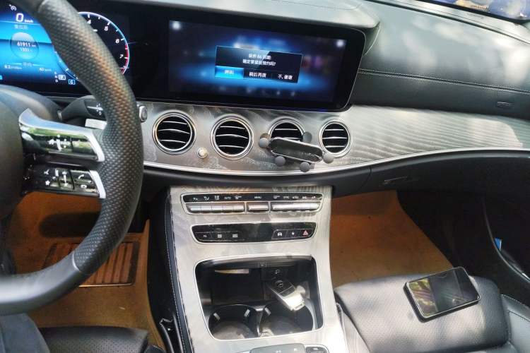 Used Mercedes-Benz E-Class 2022 E 260 L Sport Edition Audio And AC Panel