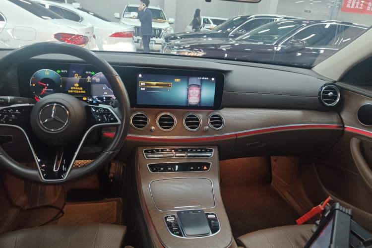 Used Mercedes-Benz E-Class 2022 E 260 L Audio And AC Panel