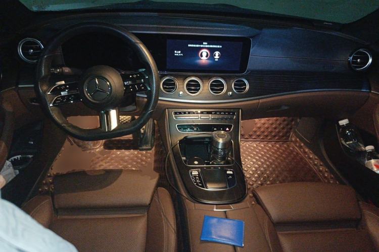 Used Mercedes-Benz E-Class 2022 Revised E 300 L Sporty and Stylish Edition Center Console
