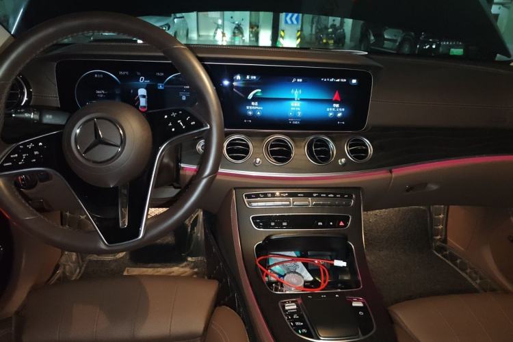 Used Mercedes-Benz E-Class 2022 Restyled E 260 L Sport Edition Center Console