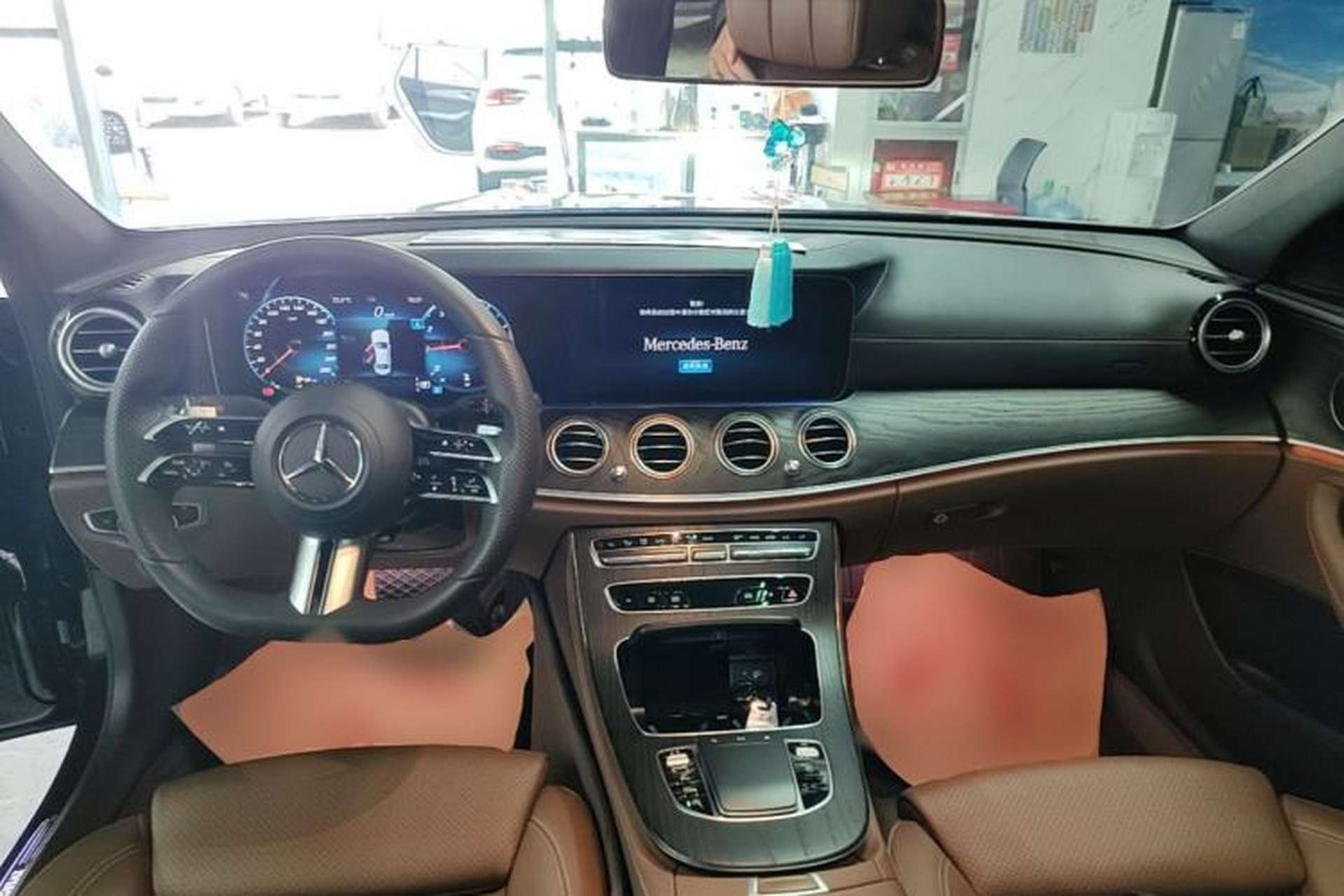 Used Mercedes-Benz E-Class 2022 Second Facelift E 300 L Sporty and Stylish Edition Center Console