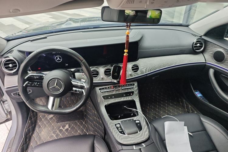 Used Mercedes-Benz E-Class 2022 Revised E 300 L Sporty and Stylish Edition Center Console