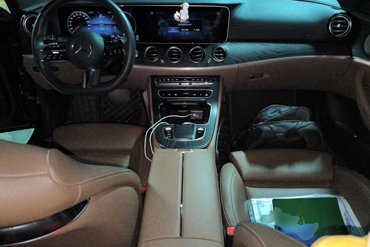 Used Mercedes-Benz E-Class 2022 E 260 L Sport Edition Center Console