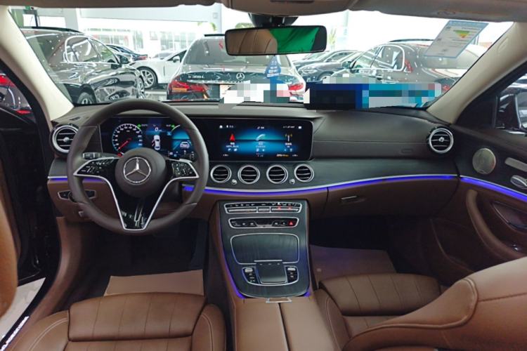 Used Mercedes-Benz E-Class 2022 Second Facelift E 300 L Luxury Edition Center Console