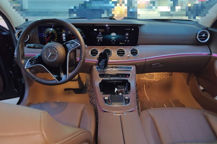 Used Mercedes-Benz E-Class 2022 Revised Version E 300 L Luxury Edition Center Console