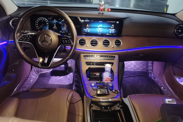 Used Mercedes-Benz E-Class 2022 Revised Version E 300 L Luxury Edition Center Console