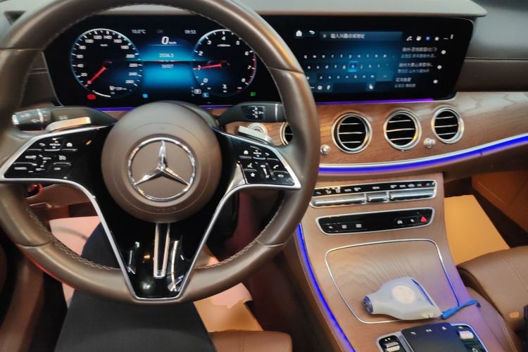 Used Mercedes-Benz E-Class 2022 Second Facelift E 300 L Luxury Edition Center Console