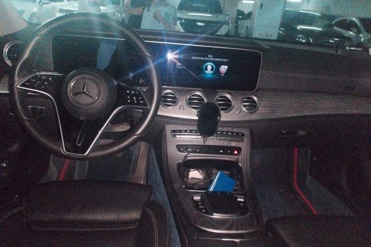 Used Mercedes-Benz E-Class 2022 Updated E 300 L Stylish Edition Center Console