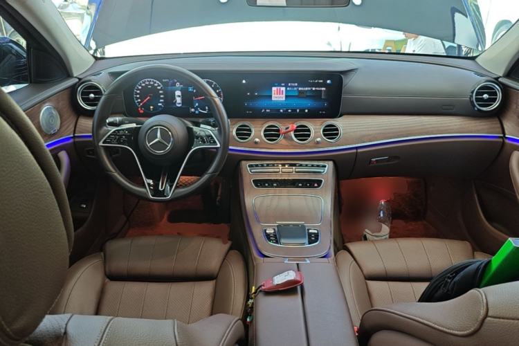 Used Mercedes-Benz E-Class 2022 Second Facelift E 300 L Luxury Edition Center Console