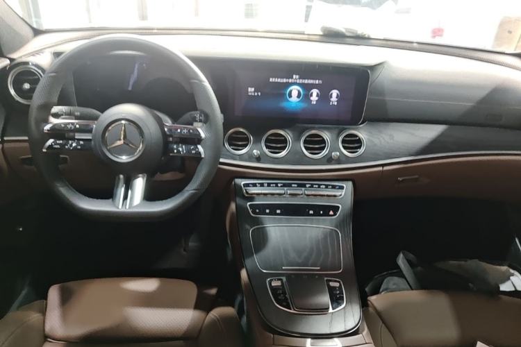 Used Mercedes-Benz E-Class 2022 Second Facelift E 260 L Sport Edition Center Console