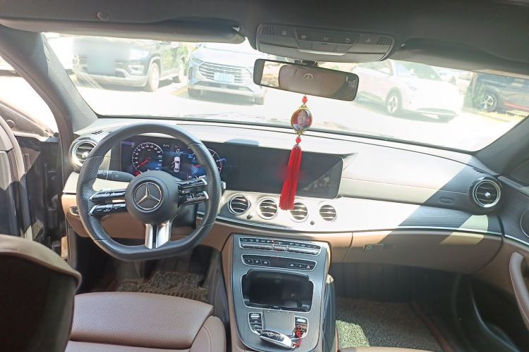 Used Mercedes-Benz E-Class 2022 Revised E 300 L Sporty and Stylish Edition Center Console