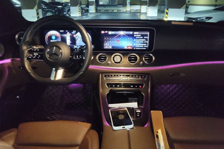 Used Mercedes-Benz E-Class 2022 Revised E 300 L Sport Luxury Edition Center Console