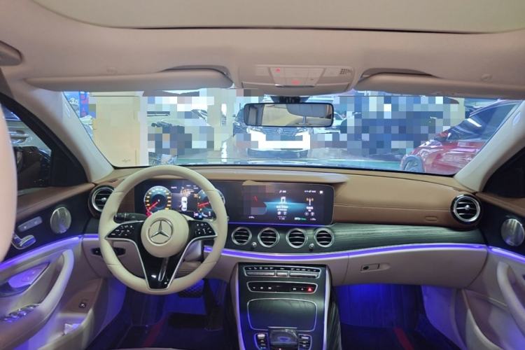 Used Mercedes-Benz E-Class 2022 Second Facelift E 300 L Luxury Edition Center Console