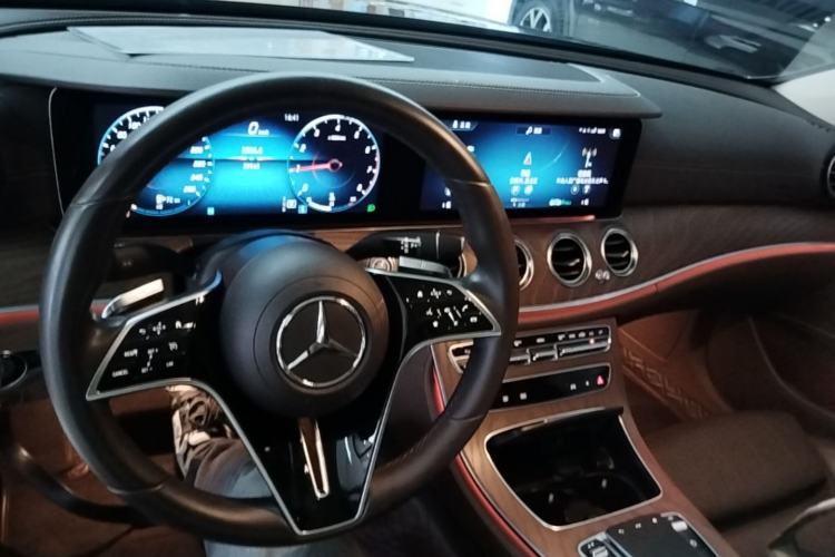 Used Mercedes-Benz E-Class 2022 Updated E 300 L Stylish Edition Center Console