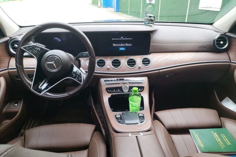 Used Mercedes-Benz E-Class 2022 Updated E 300 L Stylish Edition Center Console