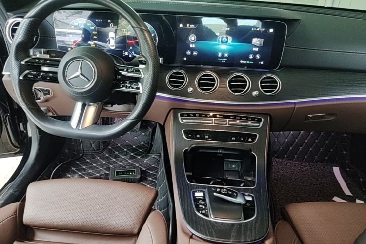 Used Mercedes-Benz E-Class 2022 Revised E 300 L Sporty and Stylish Edition Center Console