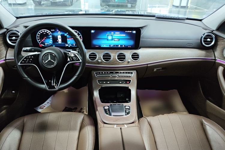 Used Mercedes-Benz E-Class 2022 Revised Version E 300 L Luxury Edition Center Console
