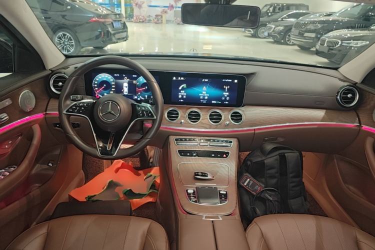 Used Mercedes-Benz E-Class 2022 Revised Version E 300 L Luxury Edition Center Console