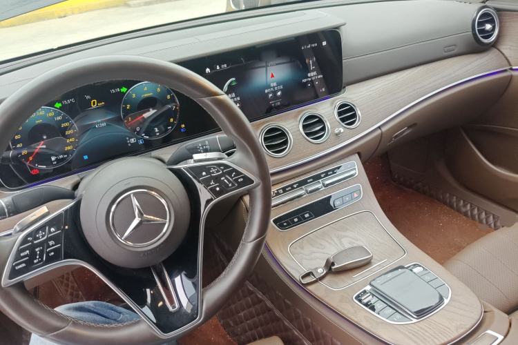 Used Mercedes-Benz E-Class 2022 Updated E 300 L Stylish Edition Center Console