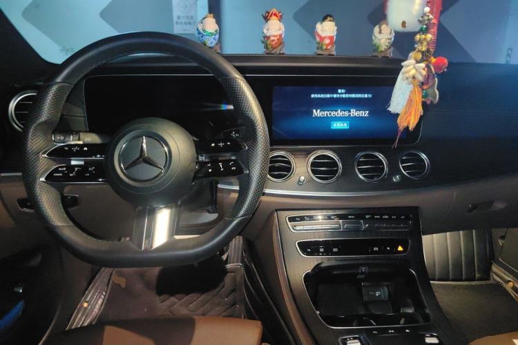 Used Mercedes-Benz E-Class 2022 Revised E 300 L Sporty and Stylish Edition Center Console