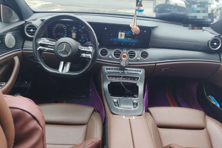 Used Mercedes-Benz E-Class 2022 Revised E 300 L Sport Luxury Edition Center Console