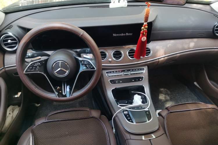 Used Mercedes-Benz E-Class 2022 Updated E 300 L Stylish Edition Center Console