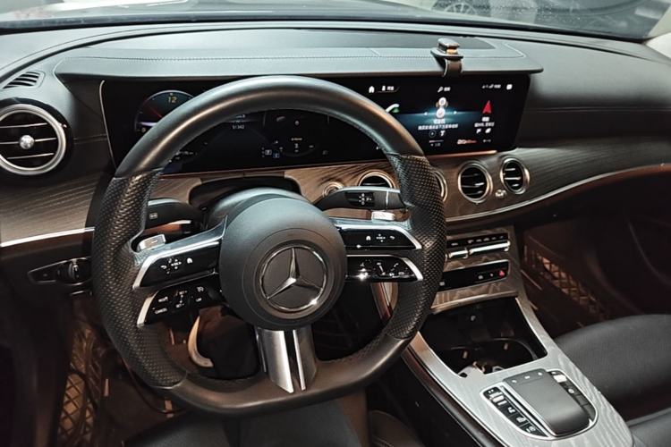 Used Mercedes-Benz E-Class 2022 Revised E 300 L Sporty and Stylish Edition Center Console