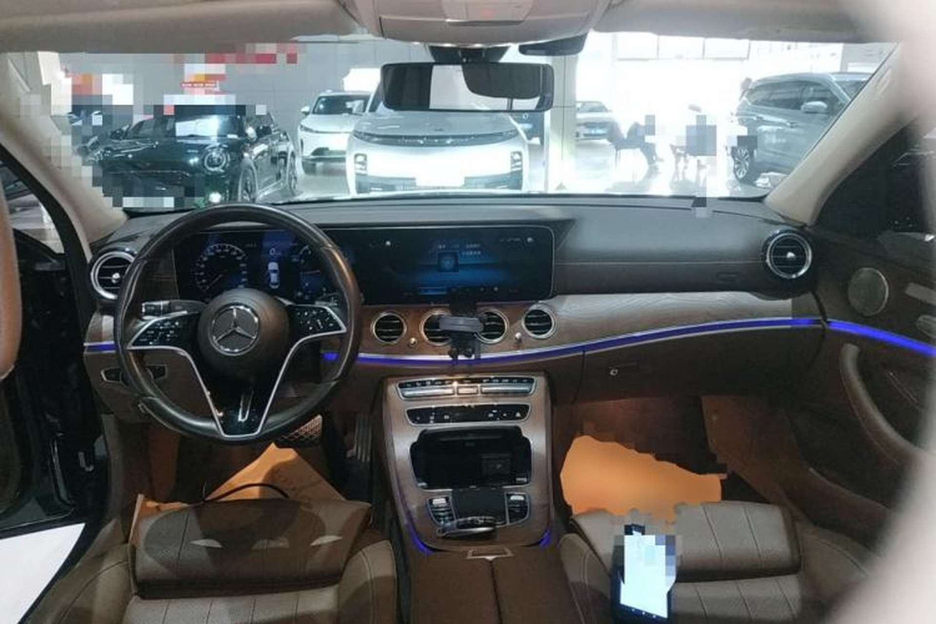 Used Mercedes-Benz E-Class 2022 Updated E 300 L Luxury Edition Center Console