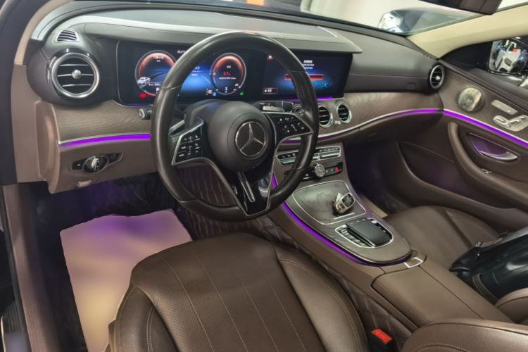 Used Mercedes-Benz E-Class 2022 Revised Version E 300 L Luxury Edition Center Console